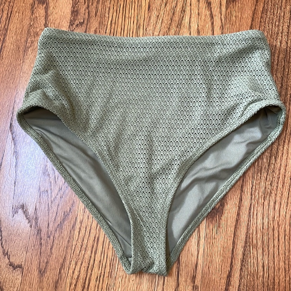 Old Navy Green High-Waisted Crochet Bikini Swim Bottoms ~ Small ~ EUC